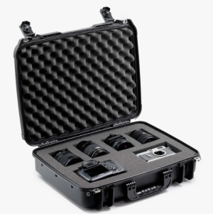 Seahorse SE710 Waterproof Protective Case, ID: 18.38 x 13.28 x 4.07”