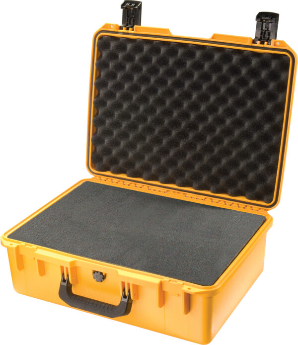 Pelican IM2600 Storm case with foam. Case color : Yellow with foam