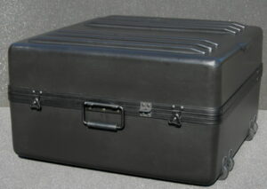 DX-2626-14FW Deluxe Wheeled Case