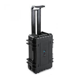B&W type 6600 outdoor case with tilt wheels and handle