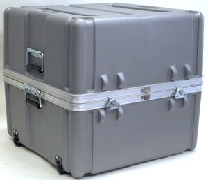 SW2222-21 Case With Wheels