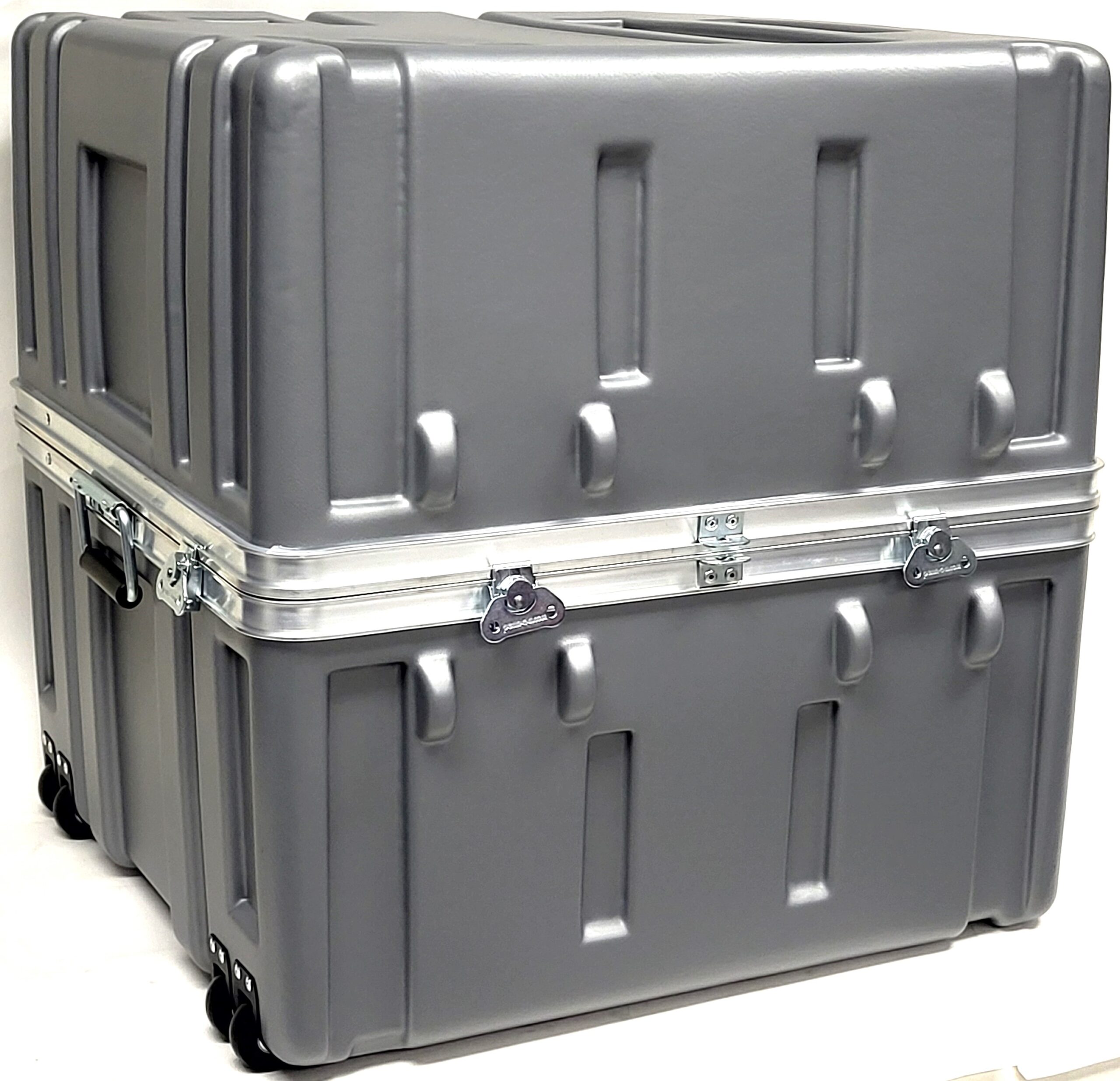 SW2424-24 Case with Wheels SW2424-24 Case with Wheels